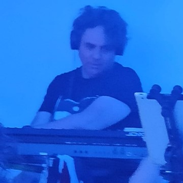 Ang Thekeys