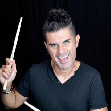Corrado Bertonazzi
