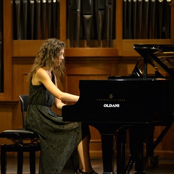 Eleonora Bona