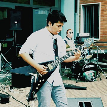 George15 Grados